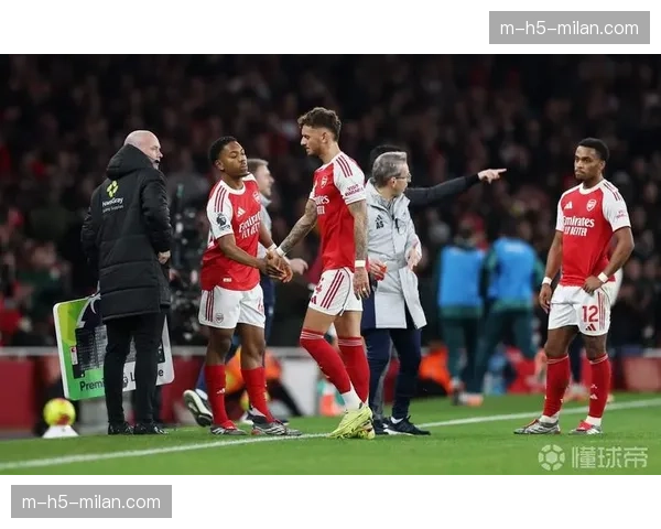 阿森纳边路进攻保持威胁 萨卡廷贝尔形成有效套边配合